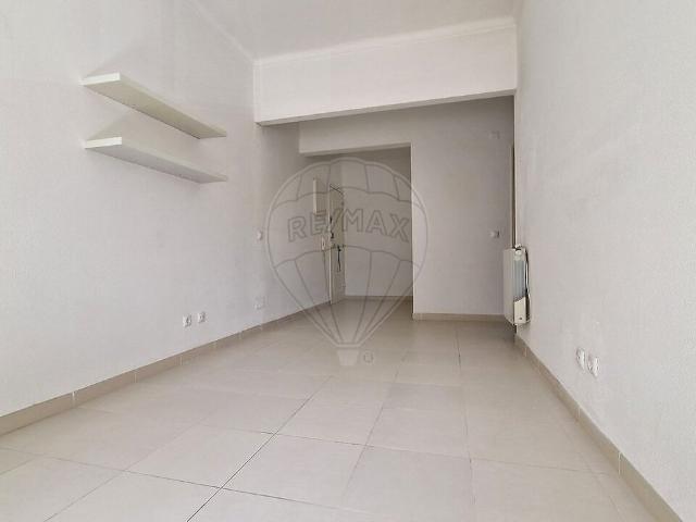 Apartamento T2 para arrendar em Corroios, Seixal RE/MAX Portugal