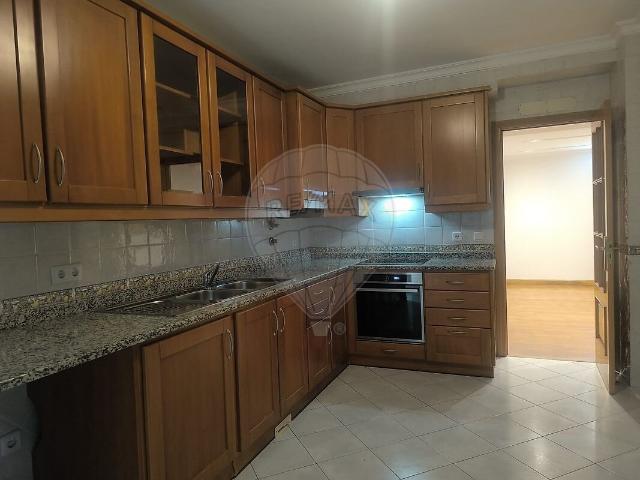 Apartamento T2 para arrendar em Fundão, Valverde, Donas, Aldeia de Joanes e Aldeia Nova do Cabo, Fundão RE/MAX Portugal