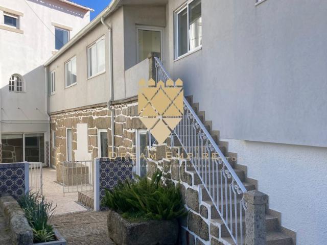 Apartamento T2 para arrendar em Leça da Palmeira Santa Cruz