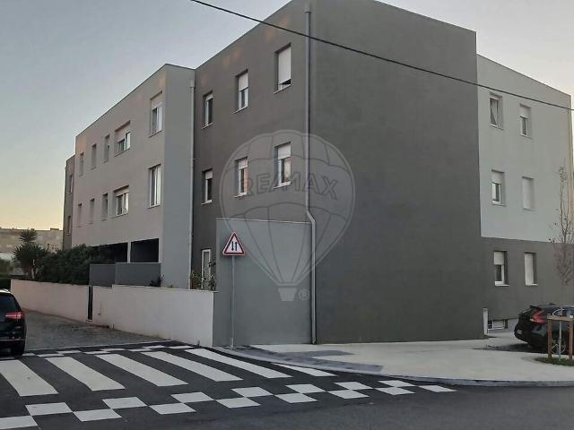 Apartamento T2 para arrendar em Perafita, Lavra e Santa Cruz do Bispo, Matosinhos RE/MAX Portugal