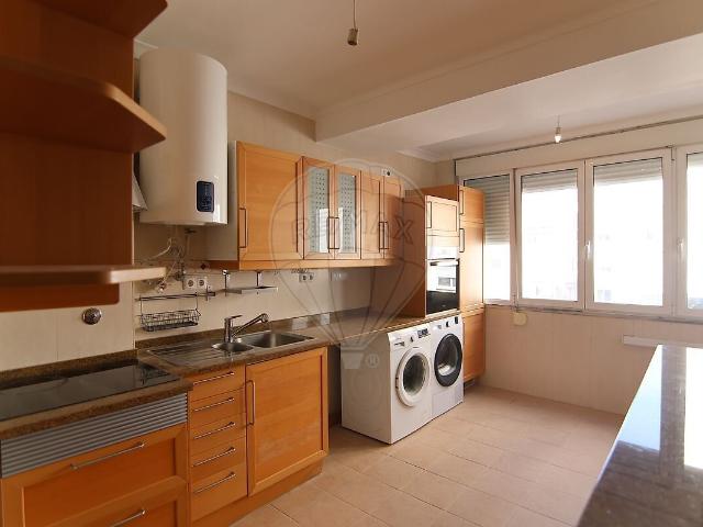 Apartamento T2 para arrendar em Pontinha e Famões, Odivelas RE/MAX Portugal
