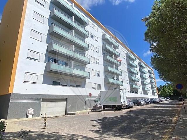 Apartamento T2 para arrendar em Porto Salvo, Oeiras RE/MAX Portugal