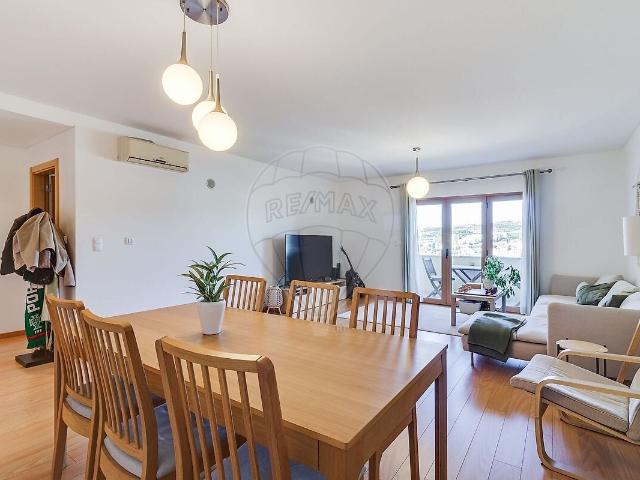 Apartamento T2 para arrendar em Póvoa de Santa Iria e Forte da Casa, Vila Franca de Xira RE/MAX Portugal