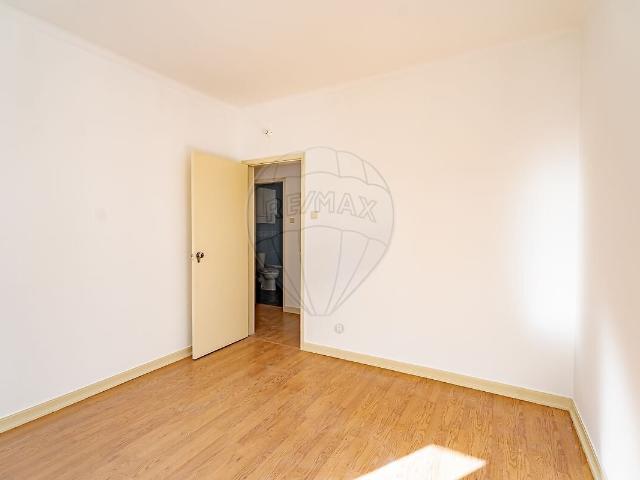 Apartamento T2 para arrendar em Santa Clara e Castelo Viegas, Coimbra RE/MAX Portugal