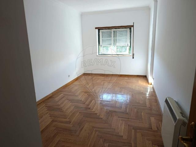 Apartamento T2 para arrendar em Santa Iria de Azoia, São João da Talha e Bobadela, Loures RE/MAX Portugal