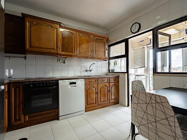 Apartamento T2 para arrendar em Santo António dos Olivais, Coimbra RE/MAX Portugal