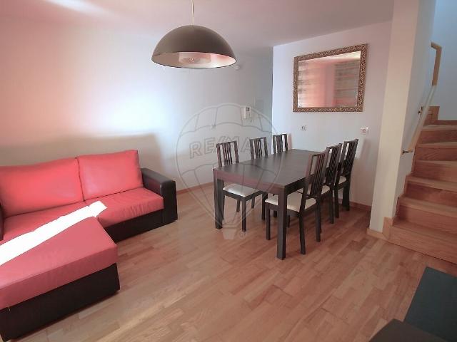 Apartamento T2 para arrendar em Santo António, Lisboa RE/MAX Portugal