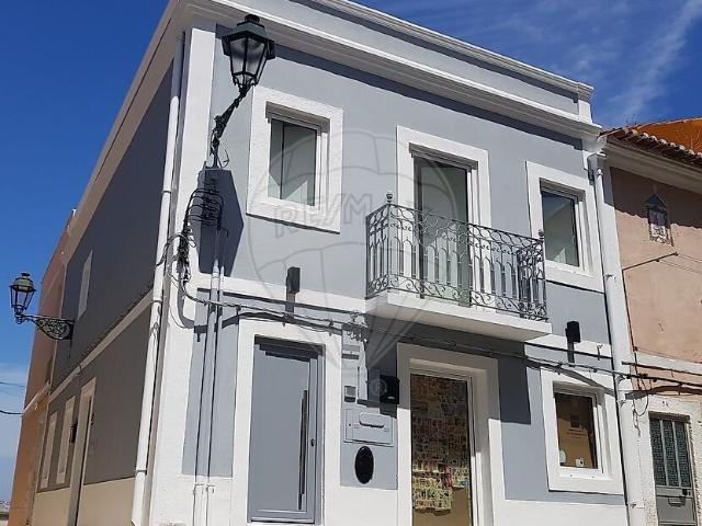 Apartamento T2 para arrendar em Seixal, Arrentela e Aldeia de Paio Pires, Seixal RE/MAX Portugal
