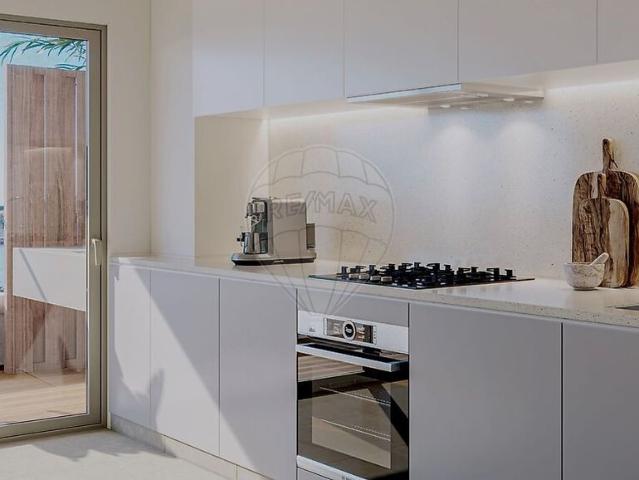 Apartamento T2 para arrendar em Seixal, Arrentela e Aldeia de Paio Pires, Seixal RE/MAX Portugal