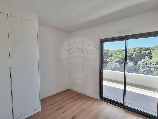 Apartamento T2 para arrendar em Seixal, Arrentela e Aldeia de Paio Pires, Seixal RE/MAX Portugal