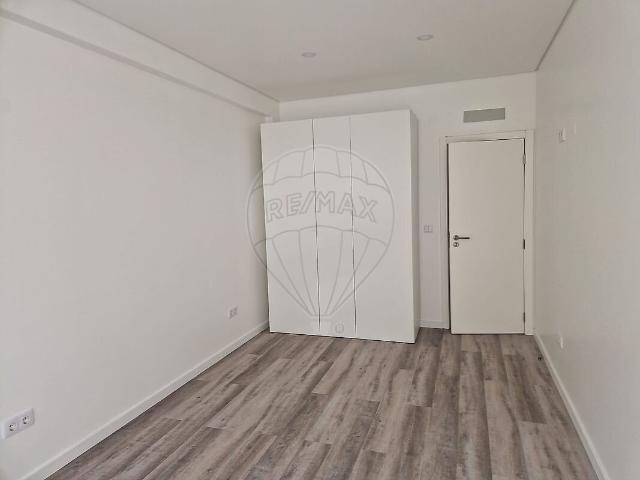 Apartamento T2 para arrendar em Setúbal São Julião, Nossa Senhora da Anunciada e Santa Maria da Graça, Setúbal RE/MAX Portugal