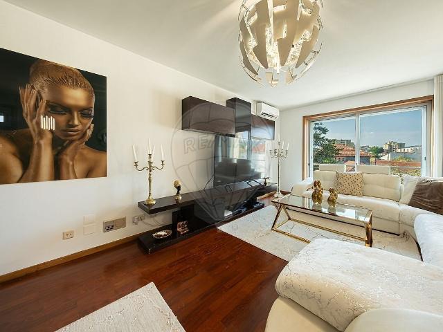 Apartamento T2 para arrendar em Valongo, Valongo RE/MAX Portugal
