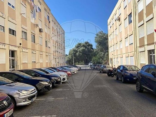 Apartamento T2 para arrendar em Vila Franca de Xira, Vila Franca de Xira RE/MAX Portugal