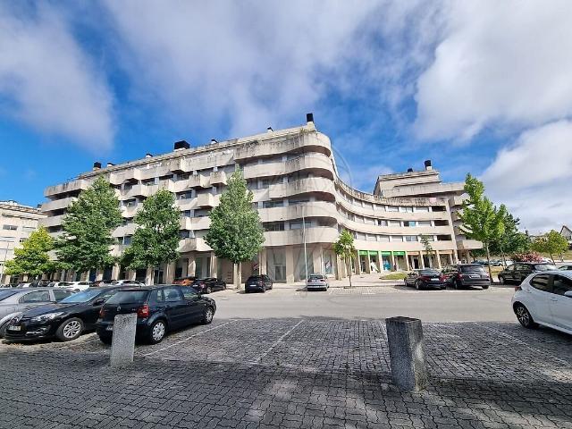 Apartamento T2 para arrendar em Viseu, Viseu RE/MAX Portugal