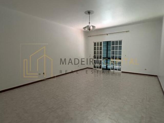 APARTAMENTO T2 PARA VENDA NO CANIÇO