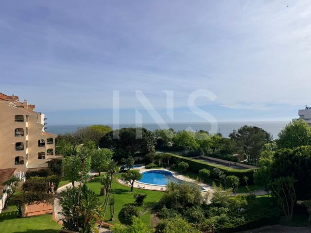Apartamento T2 para venda com vista mar em condomínio na Gandarinha em Cascais