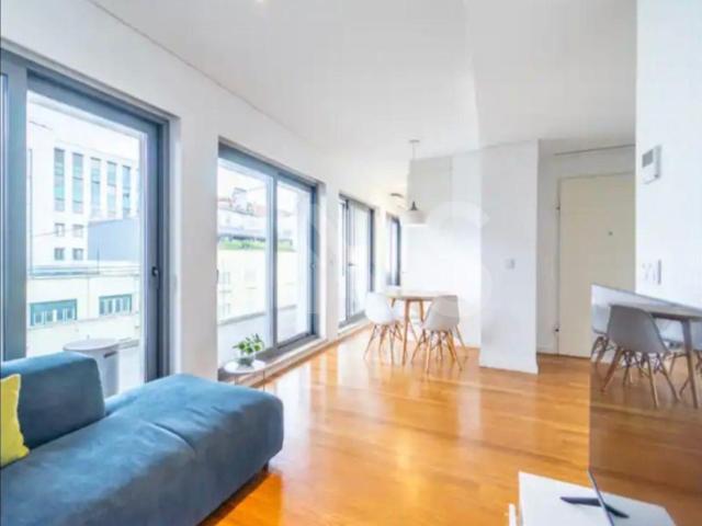 Apartamento T2 para venda com garagem no centro de Lisboa junto à Avenida da Liberdade