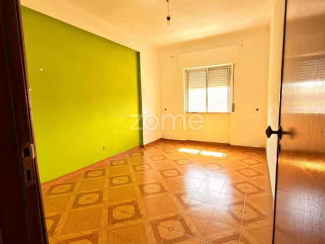 Apartamento T2 para venda em Agualva Cacém