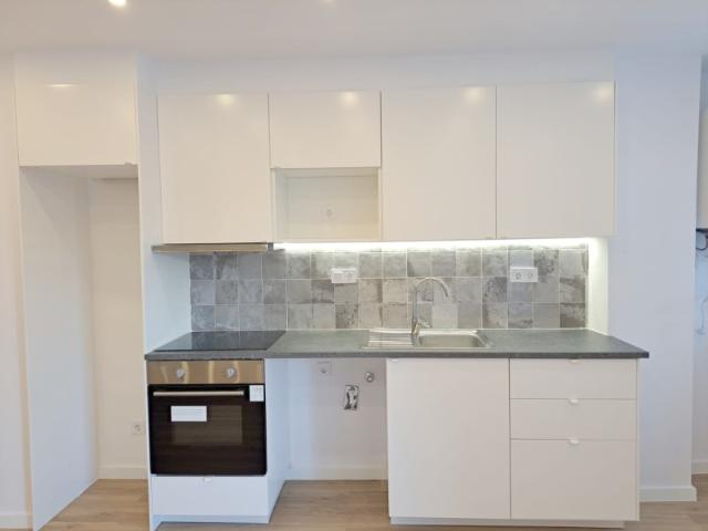 Apartamento T2 para venda em Amadora Lisboa
