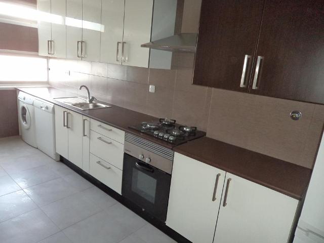 Apartamento T2 Parede Remodelado