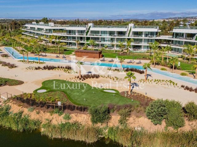 Apartamento T2 Penthouse em condomínio privado de luxo, Vila. 123m² Quarteira