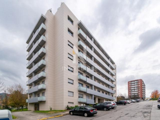 APARTAMENTO T2 PENTHOUSE, Fraião, Braga Arrendamento
