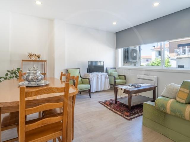 Apartamento T2 Pedras Salgadas