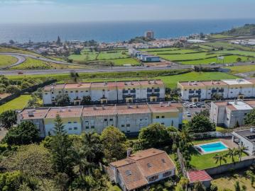 Apartamento T2 perto da praia São Roque
