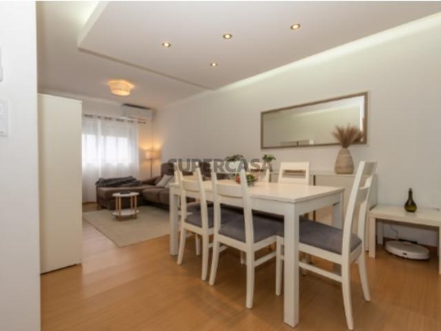 Apartamento T2 perto da praia São Roque