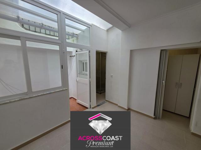 Apartamento T2 perto do metro de Olaias