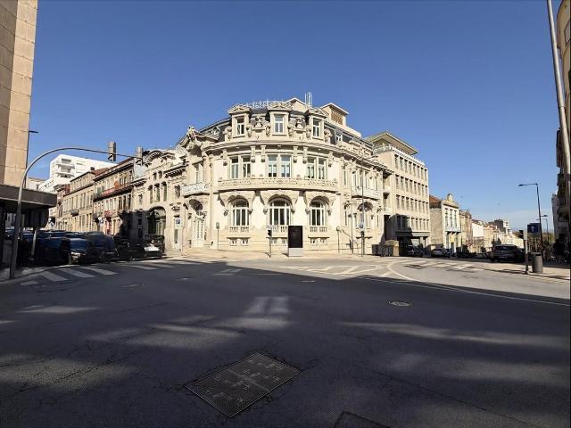 Apartamento T2 / Porto, Cedofeita, Santo Ildefonso, Sé, Miragaia, São Nicolau e Vitória