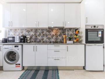 Apartamento T2 + T0 próximo a estação CP do Cacém