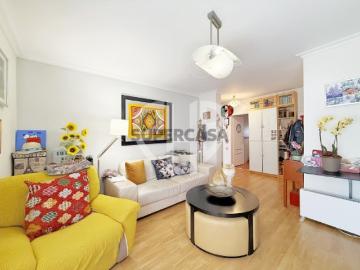 Apartamento T2 Pronto a Habitar na Buraca Amadora