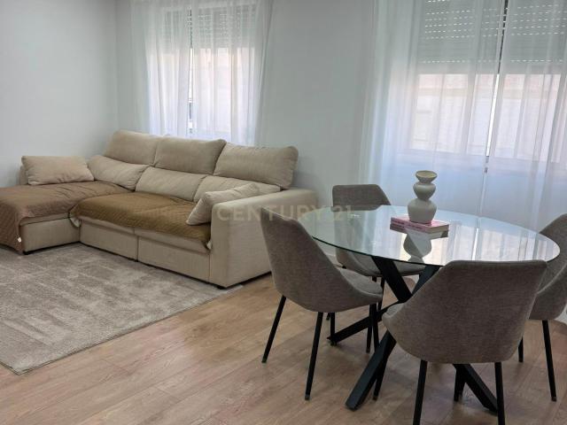 Apartamento T2 Remodelado – Massamá | Chafariz