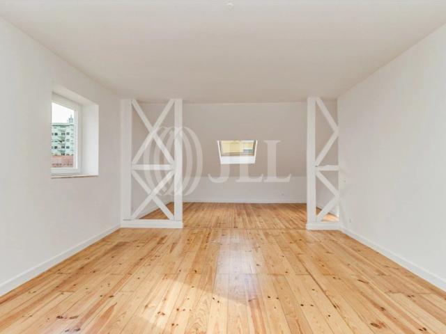 Apartamento T2, remodelado, na Estrela, em Lisboa 0m² Estrela