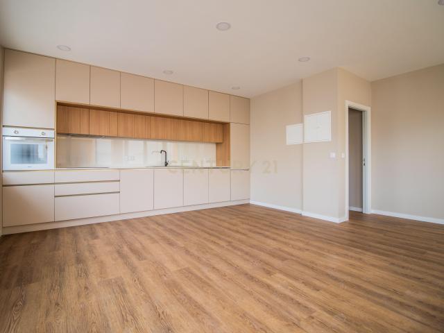 Apartamento T2 remodelado na Praia de Quiaios