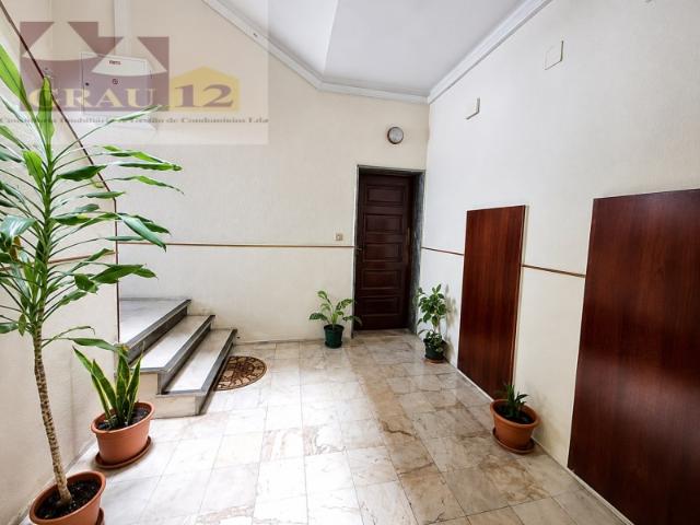 APARTAMENTO T2 REMODELADO NOS 4 CAMINHOS | SETÚBAL | PRONTO A ESTREAR