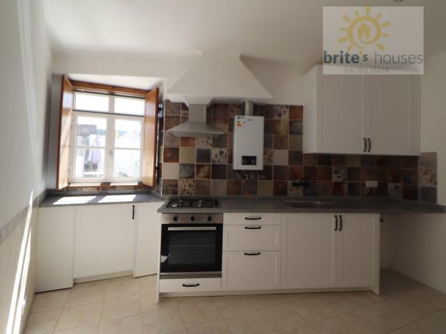 Apartamento T2 Remodelado, Centro Histórico de Tomar