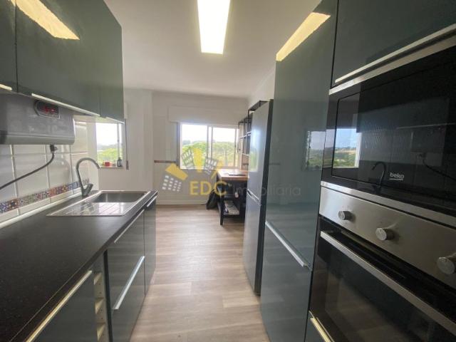 Apartamento T2 Remodelado com Vista Desafogada | Pronto a Habitar | Localizado em São Marcos ! Não perca a oportunidade, marque já a sua visita!