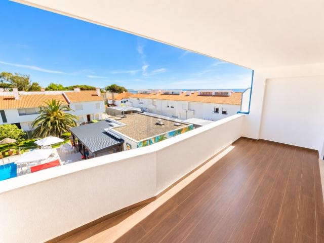 Apartamento T2 Remodelado com Grande Varanda e Garagem Fechada em Esposende