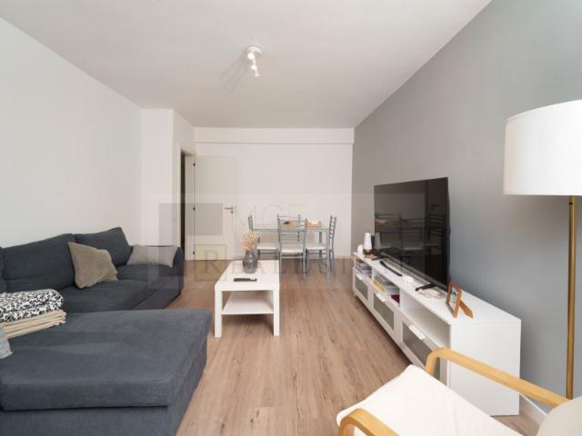 Apartamento T2 Remodelado, cozinha equipada