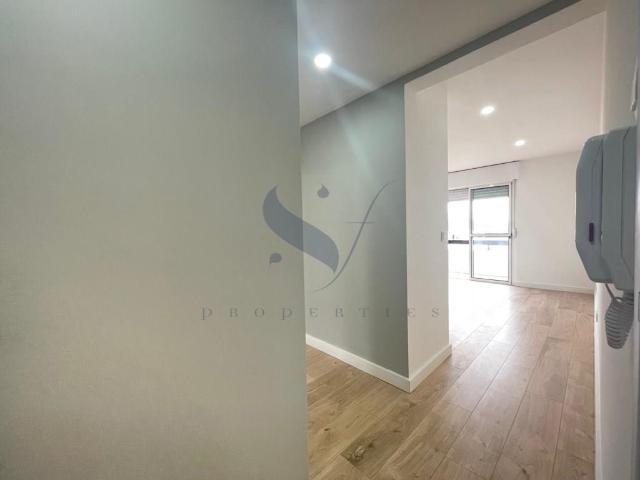 Apartamento T2 Remodelado e Equipado na Venteira Amadora 88m² Venteira