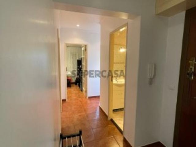 Apartamento T2 | Remodelado | Elevador