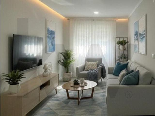 Apartamento T2 Remodelado em Benfica Excelente Oportunidad. 56m² Benfica