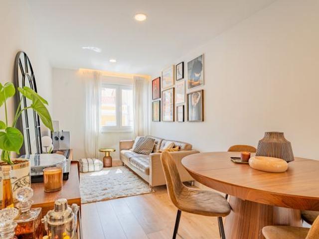 Apartamento T2 Remodelado Lisboa