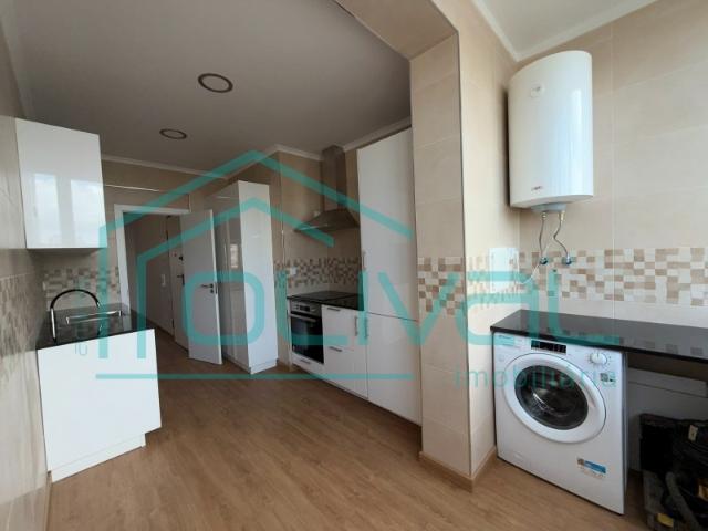 Apartamento T2 Renovado 5 minutos da Estação dos Comboios