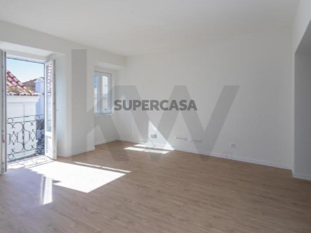 Apartamento T2 Renovado Alfama