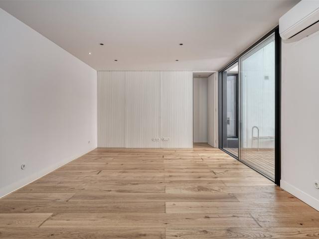 Apartamento T2 renovado, às portas de Alfama, Lisboa. 79m² São Vicente