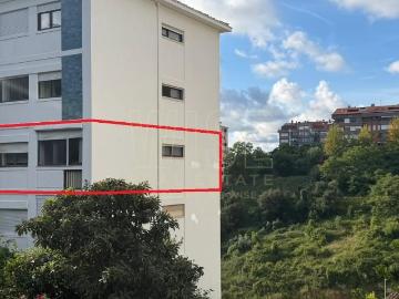 Apartamento T3 RENOVADO c/ Gar. em Celas