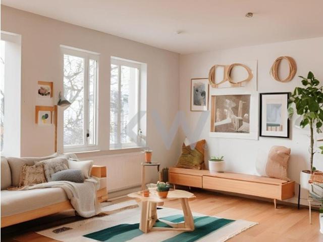 Apartamento T2 Renovado com Suíte e Espaço Open Space na Avenida Central de Setúbal